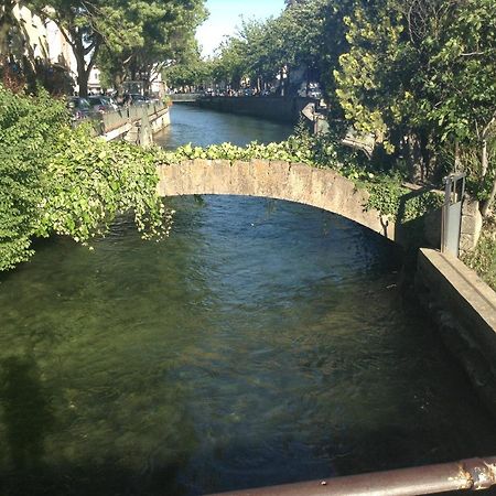 Les Lauriers Apartment L'Isle-sur-la-Sorgue Luaran gambar